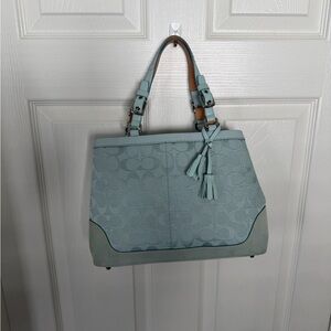 Coach Baby Blue Signature Monogram
SatchelwithMatching
Leather&SuedeTrim.EUC
